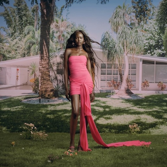 BARBIE MATTEL DRAPED DRESS PINK - Picture 5 of 5